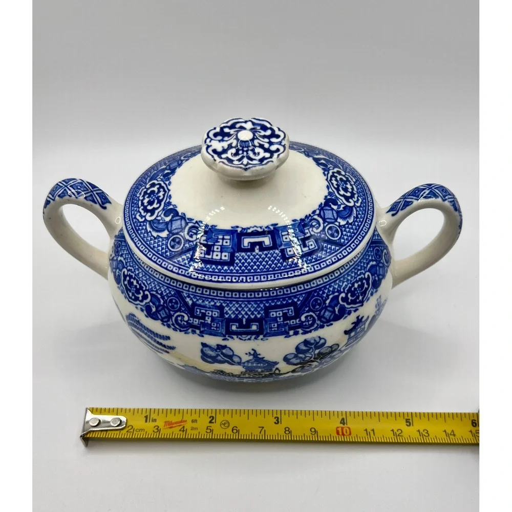 Unbranded Blue Willow Sugar Bowl OS Blue Excellent Lidded Chinoiserie Ceramic